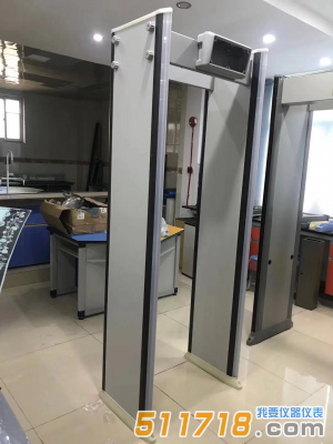 HZ-30型門(mén)式紅外線(xiàn)人體表面溫度快速篩檢儀