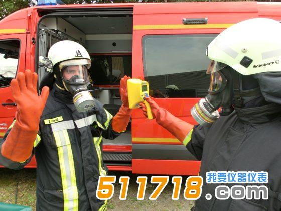 輻射檢測儀.jpg 輻射檢測儀.jpg